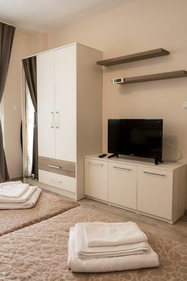 Margis Home Burgas ภายนอก รูปภาพ